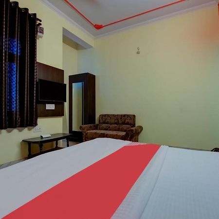 Oyo Hotel Malhotra Jaipur Luaran gambar