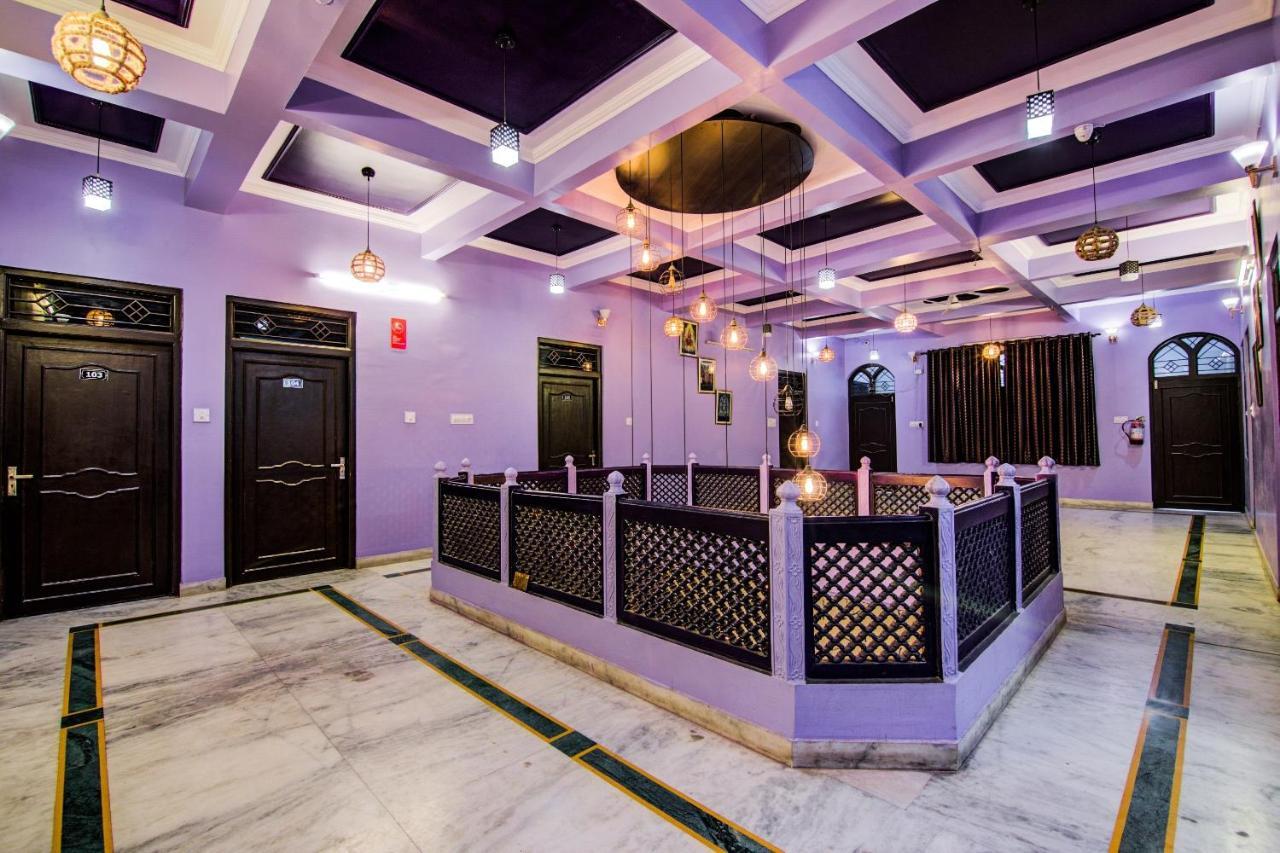 Oyo Hotel Malhotra Jaipur Luaran gambar