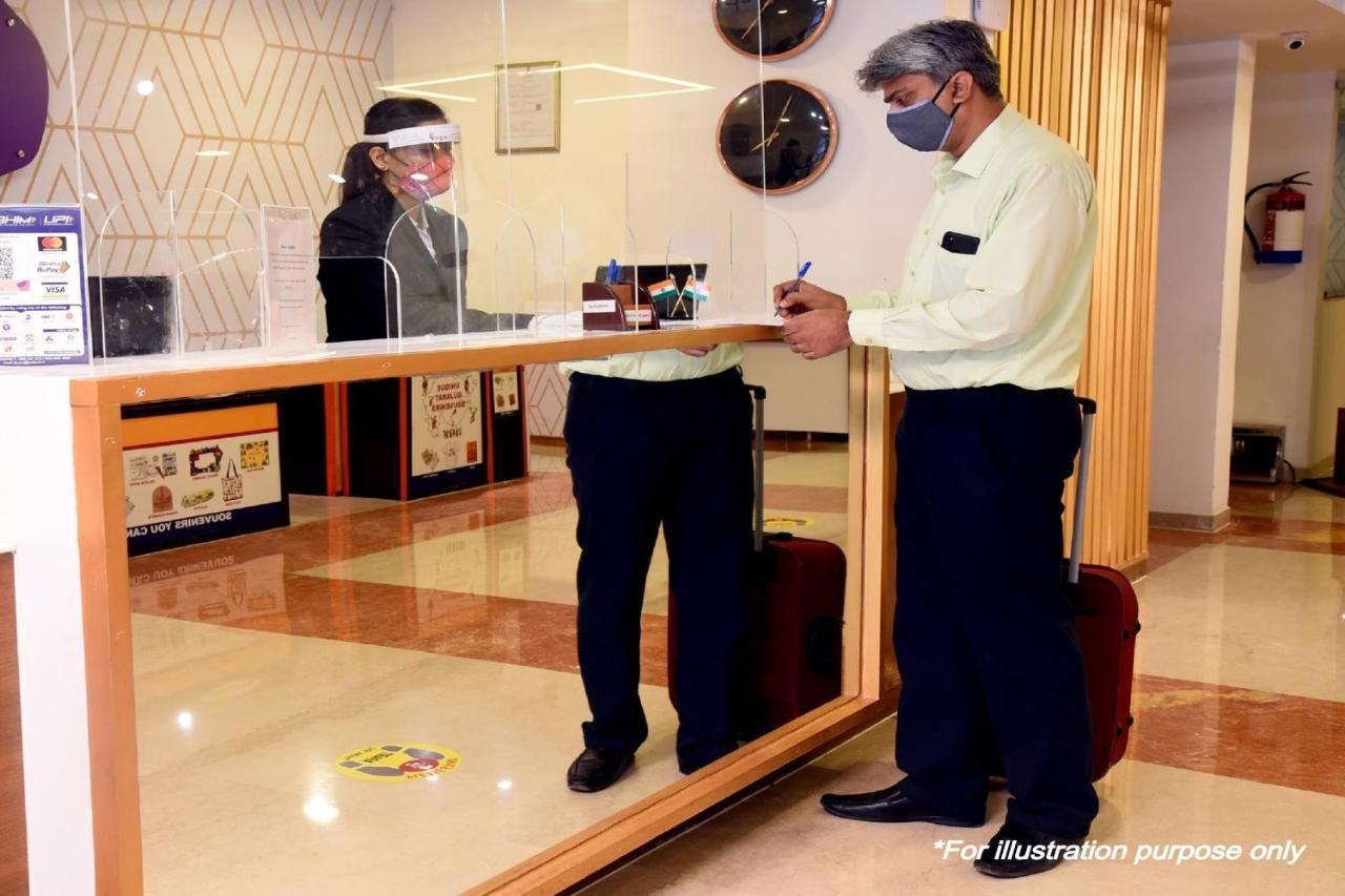 Oyo Hotel Malhotra Jaipur Luaran gambar