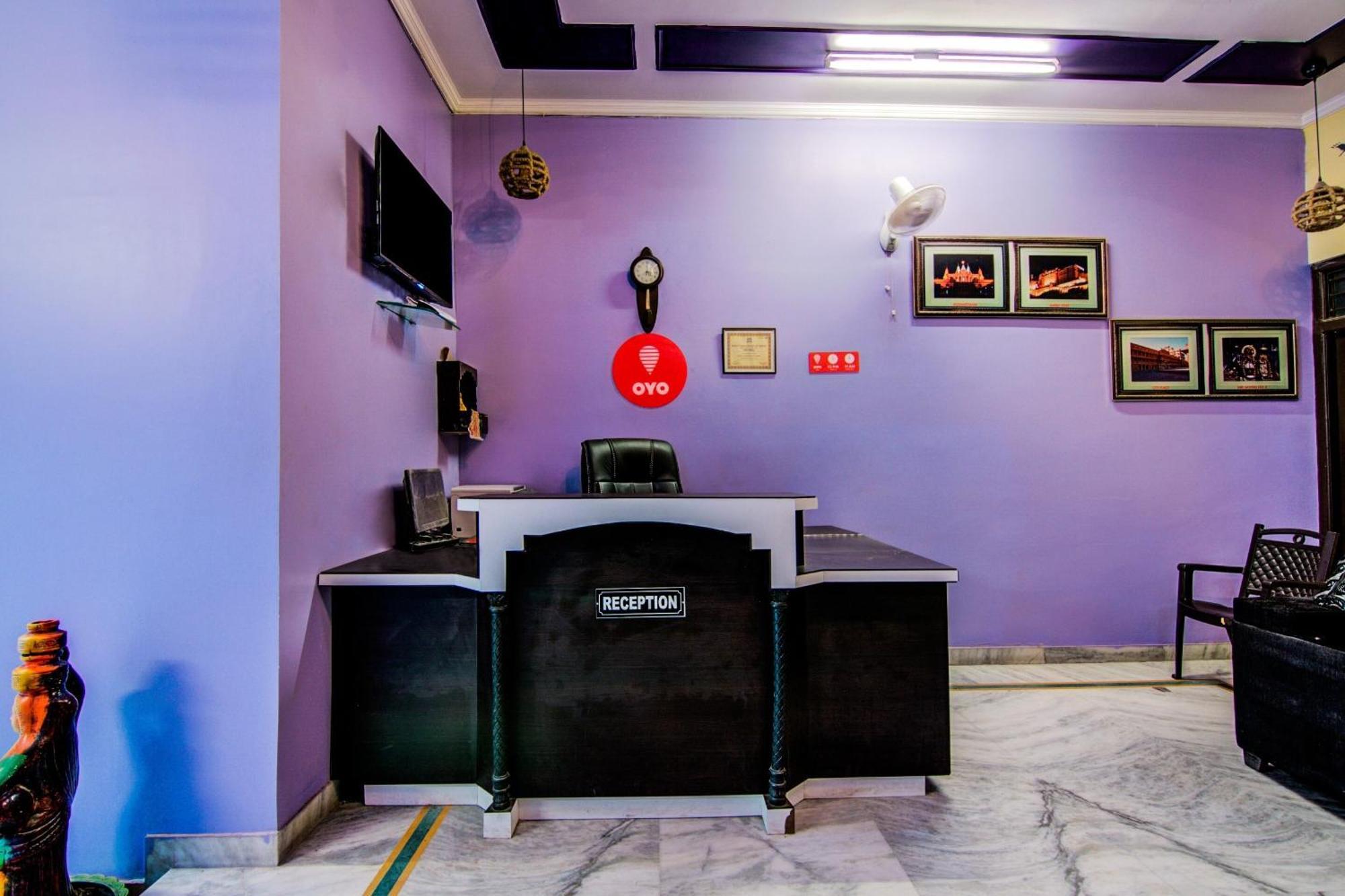 Oyo Hotel Malhotra Jaipur Luaran gambar